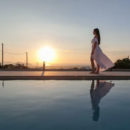 Naxos Infinity And Galanado