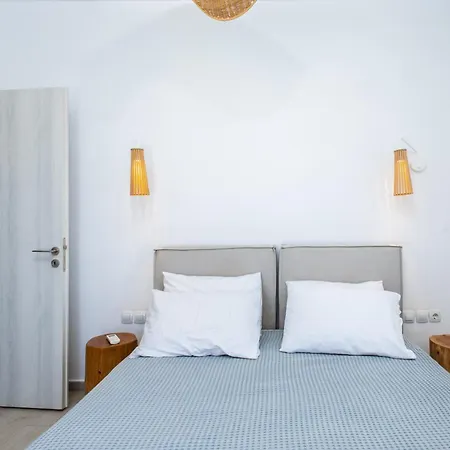 Naxos Infinity And Villa Galanado