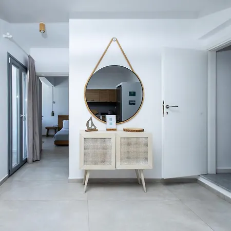Villa Naxos Infinity And *