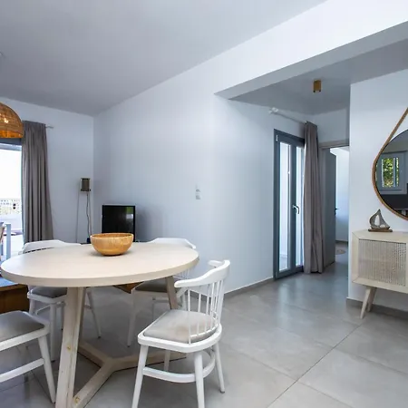 Naxos Infinity And Villa Galanado