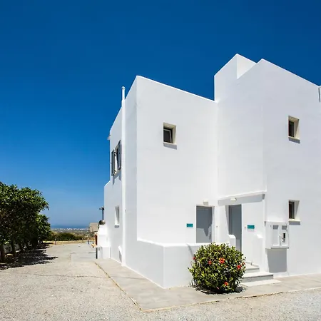 Naxos Infinity And Galanado