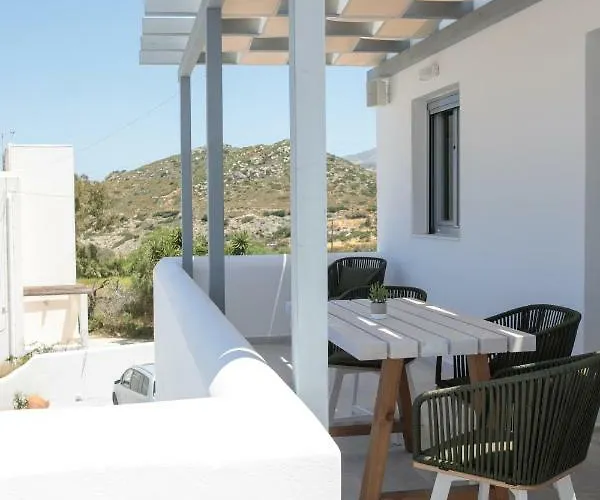 Naxos Infinity And Вилла